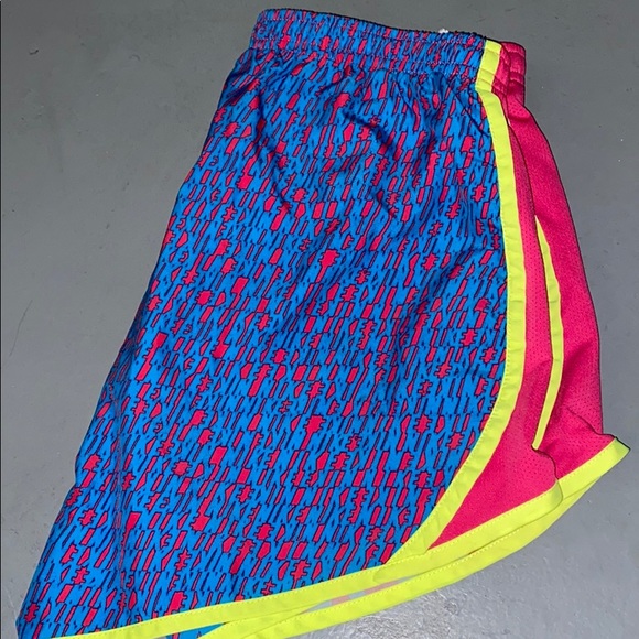 Nike shorts 💜 - Picture 2 of 4